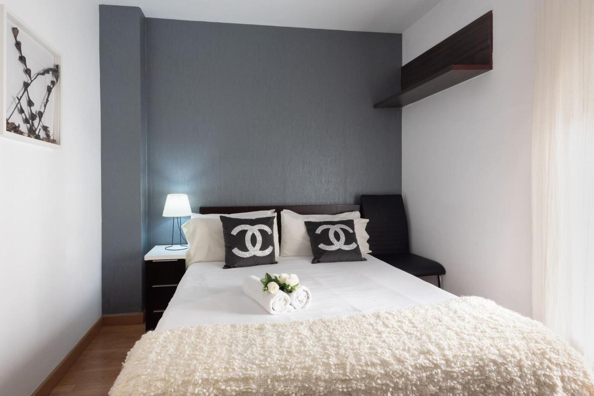 Apartamentos Day Madrid Ildefonso Centro Gran Via Sol Malasana Dış mekan fotoğraf
