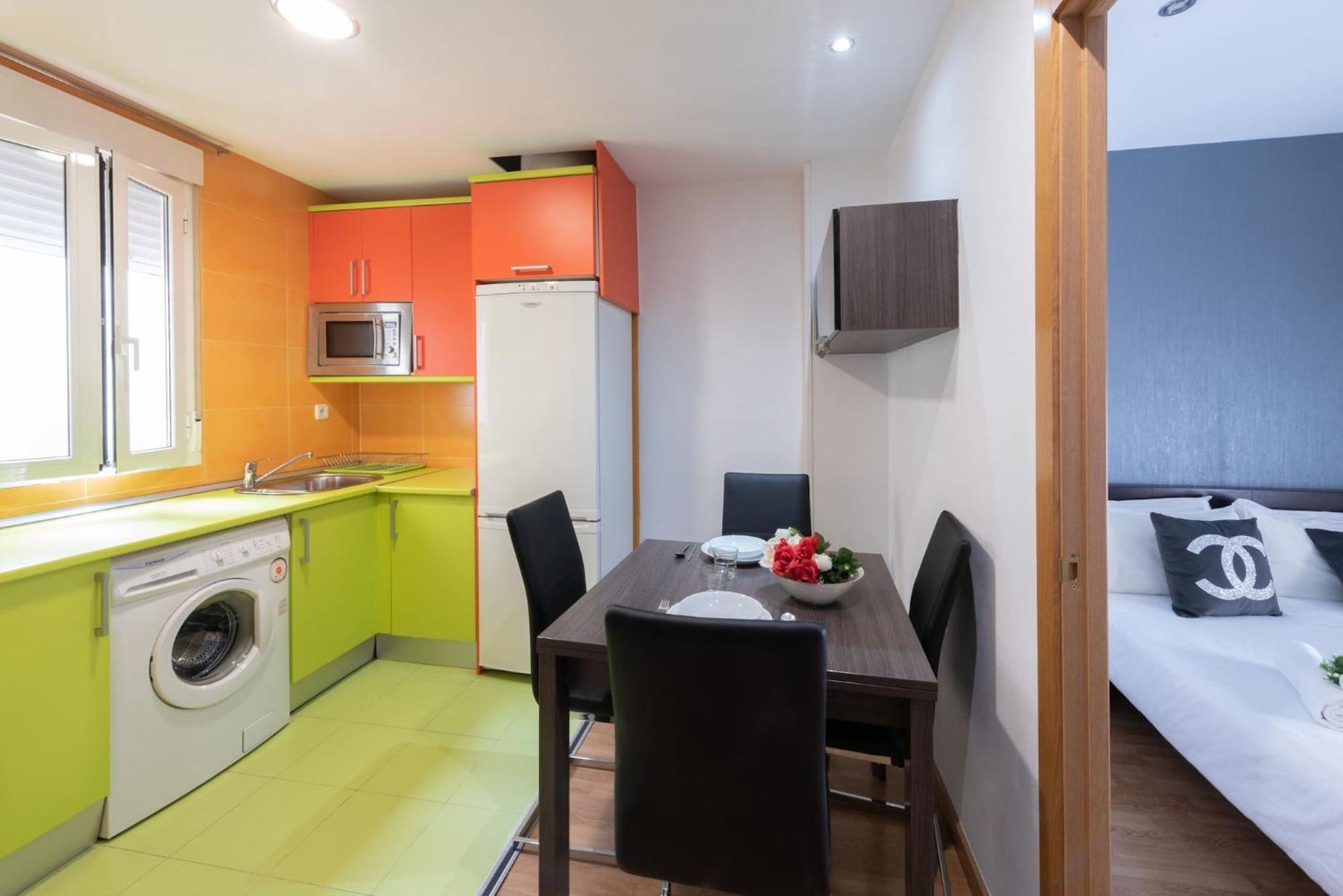 Apartamentos Day Madrid Ildefonso Centro Gran Via Sol Malasana Dış mekan fotoğraf