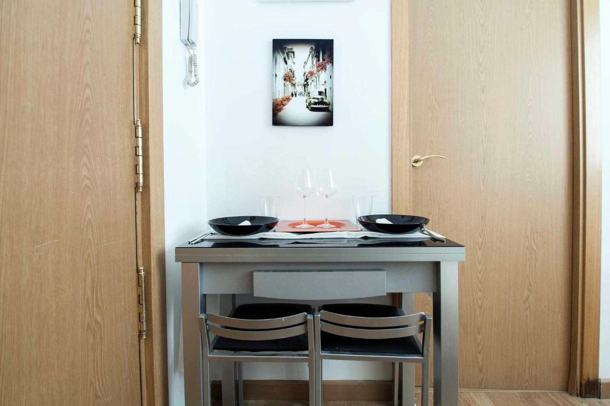 Apartamentos Day Madrid Ildefonso Centro Gran Via Sol Malasana Dış mekan fotoğraf