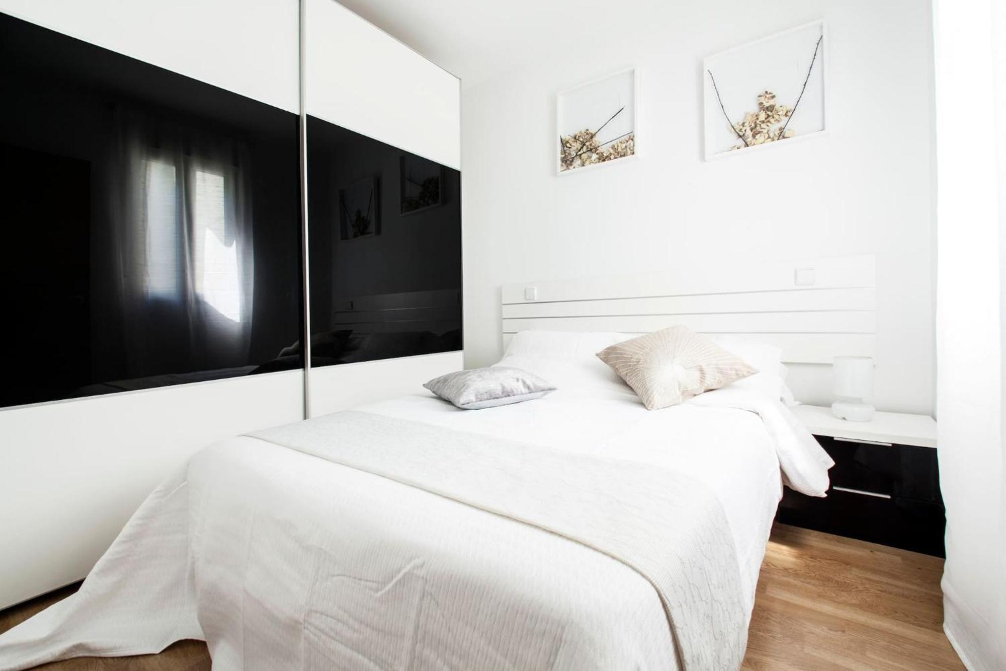 Apartamentos Day Madrid Ildefonso Centro Gran Via Sol Malasana Dış mekan fotoğraf